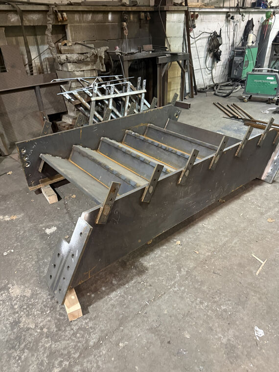 Fabricated box-section beam, close detail